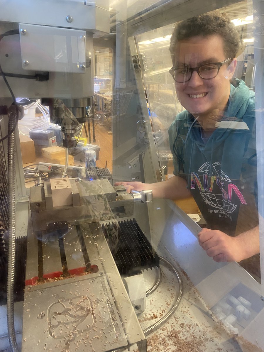 Mrs. Cundari tweet media