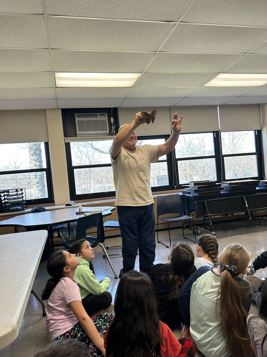 In school field trip. Introduction to butterflies with the Butterfly Man!🦋🦋