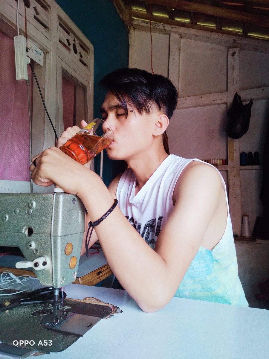 riparraditya's tweet photo. Manis nya pas https://t.co/rmrtW8ARr8