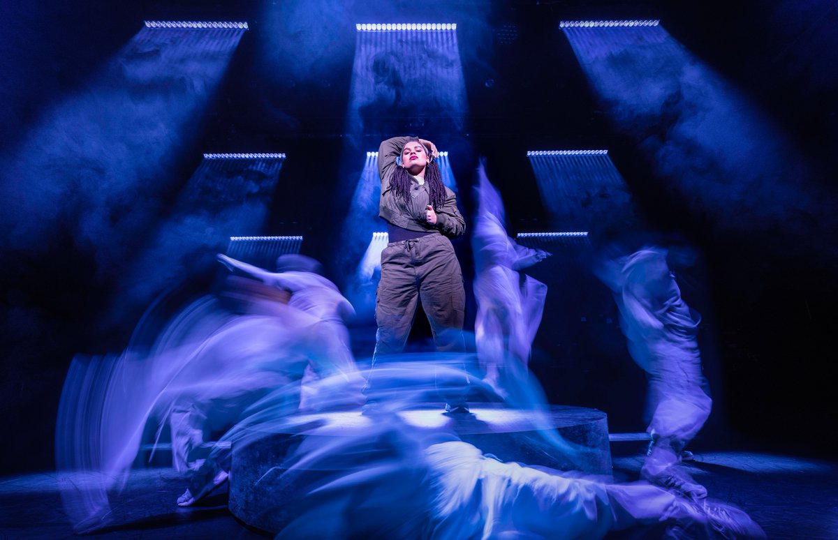 🍰

Have a first look at Zizi Strallen and Renée Lamb in Cake - The Marie Antionette PLAYlist!

Find out more about the show: whatsonstage.com/search?term=Ca…

Photos by Mark Senior with set/costume design by Sami Fendall and lighting by Josh Harriette.