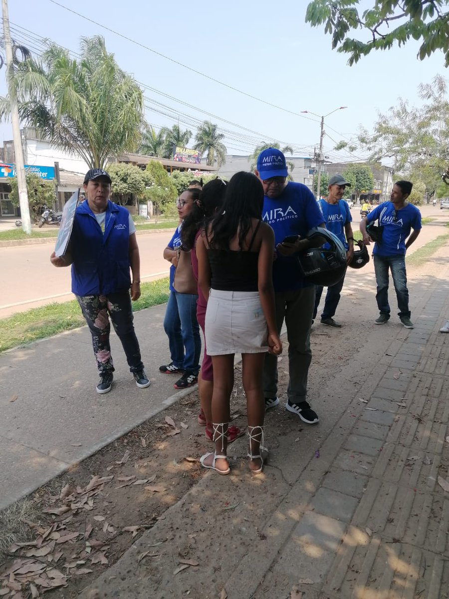 LesmesRodrigo's tweet photo. #MisaludEs una prioridad por esto participamos en la encuesta  reforma a la salud. 
Su opinión es importante. 

@PartidoMIRA https://t.co/5yHEwdDKWW