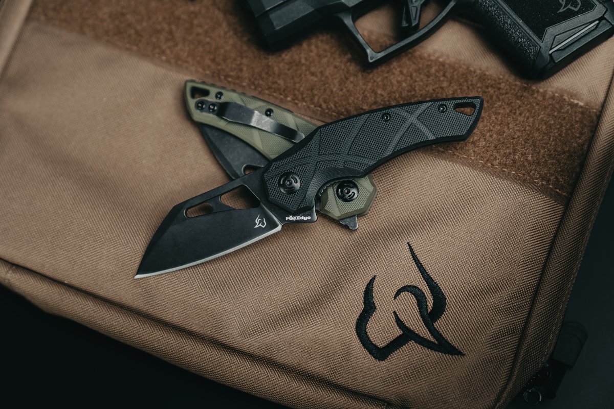 TaurusUSA's tweet image. EDC essentials. Nothing backs up an everyday carry gun better than a good knife. Shop now: shoptaurus.com/knives/
#ShopTaurus