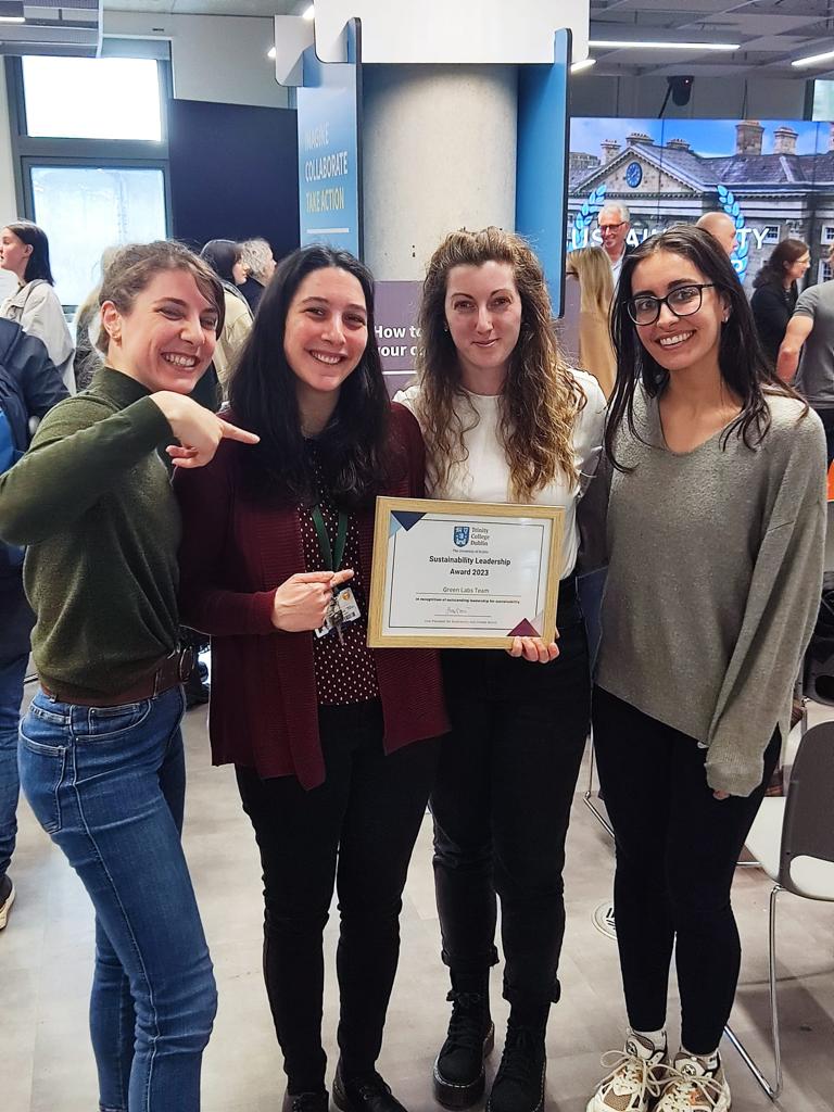 TCDgreenlabs's tweet photo. We were delighted to attend the @tcddublin Sustainability Leadership Awards today, and even more delighted to leave with an award 😆 

Well done team 👏👏👏

Missing from photo: Oisin Joyce, Tallulah Davey, Hugh Delaney https://t.co/HsQJRM4BrO