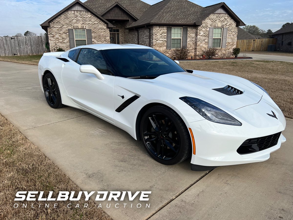 DriveSell's tweet photo. HAPPY MONDAY! AVAILABLE NOW ON RESERVE AUCTION @DriveSell!
✅2019 Chevrolet Corvette Stingray 1LT
✅1 Owner
✅3,035 Miles ODO
✅Clean Title
Last year of the C7 was a good one! Get it today!
#sellbuydrive #sbdonline #drivesomething #chevrolet #corvette #chevycorvette #bolu https://t.co/7rna28WMLl