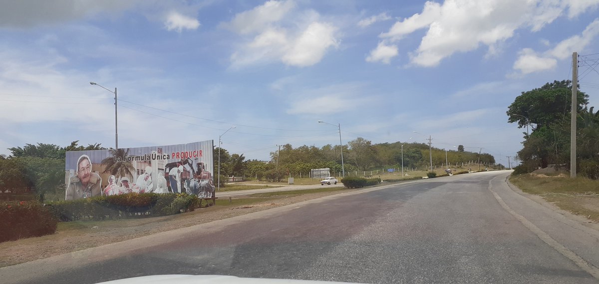 circuloinfanti7's tweet photo. El voto unido no es una cuestión técnica, es una cuestión política: es la estrategia de los patriotas, es la estrategia de los revolucionarios.
Fidel, el 20 de febrero de 1993. @LabradaDaryl, @BousRamos, @YunianaBello https://t.co/U4VqnoNJF8