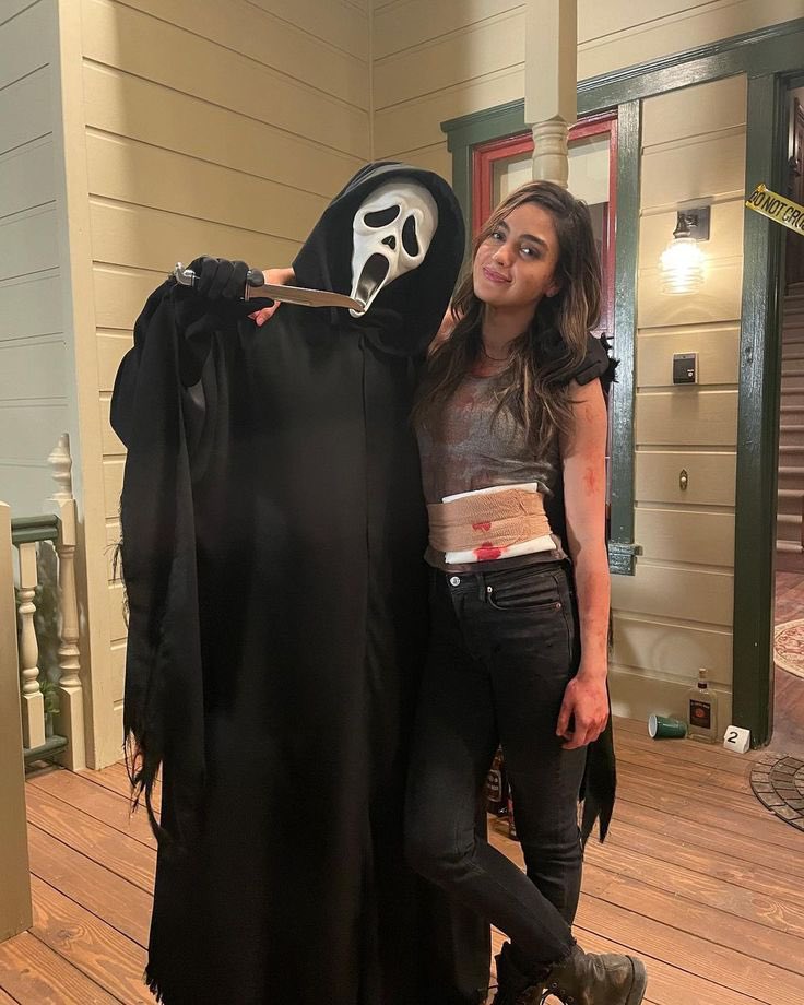 GhostfaceTalks_'s tweet photo. how it started                how it's going https://t.co/dXMsrwRZNI