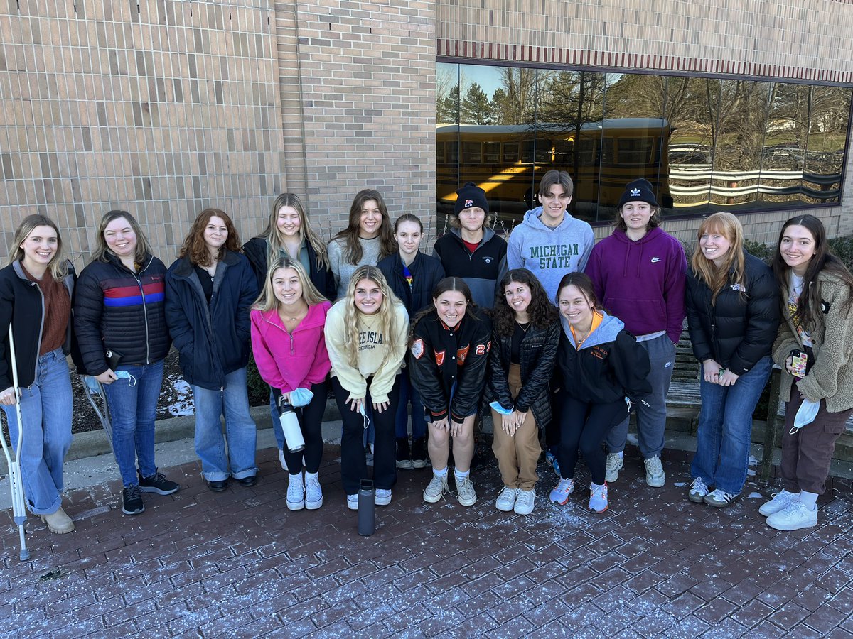 @Chagrin_Schools @mjanatovich A & P visit to @OUHCOM. Thanks for a great visit! #writethestory