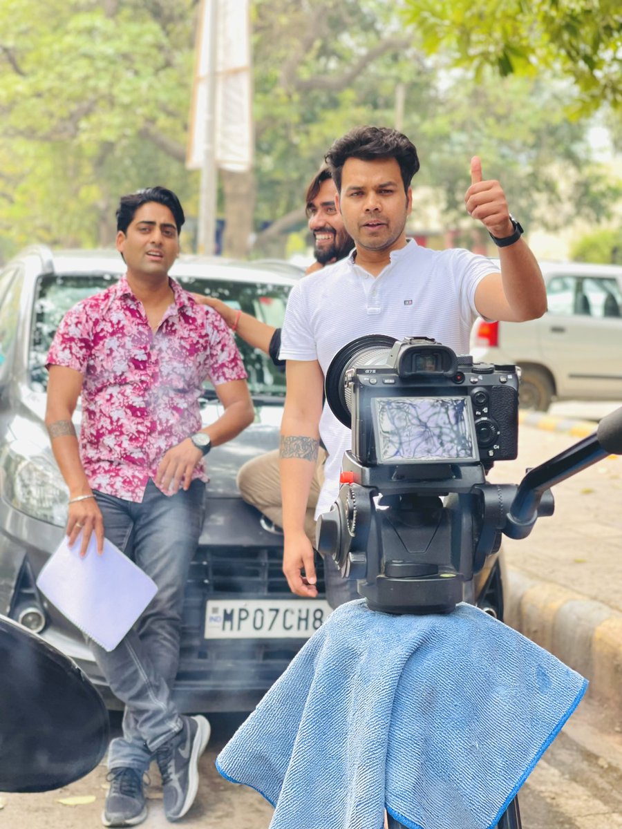 ArjunSinghFilms's tweet photo. Lights…Camera…Action…LET THE DRAMA BEGIN! https://t.co/7g3CchNbJl