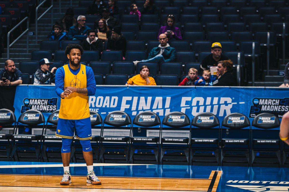 Ambition___0's tweet image. PITTSBURGH!! Thank y’all for everything💛💙 H2P for life! This year was nothing short of special ✌🏾 -Zero Out 🥷🏾