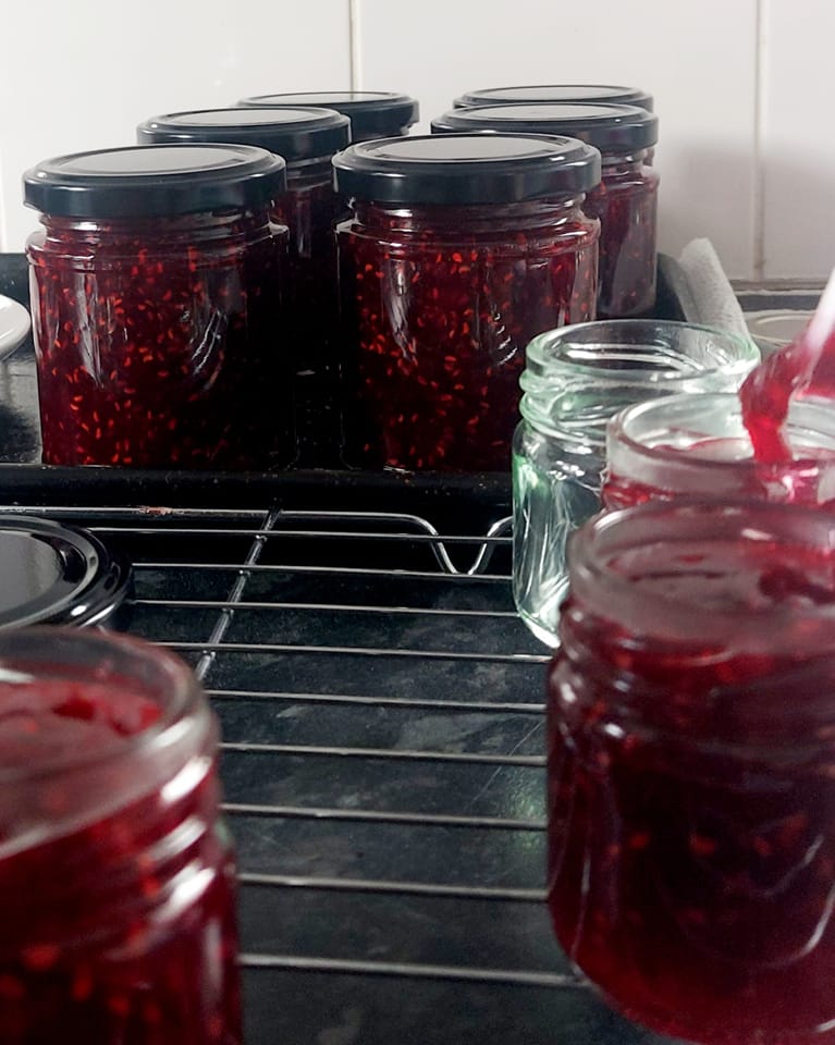 Cream Tea Club tweet media