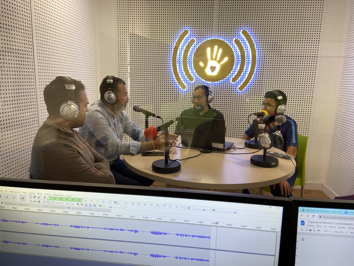 mcimalaga's tweet photo. Pronto os compartiéremos los programas. Podréis encontrar confesiones personales, sentimientos, novedades cofrades, primicias y algunos temas candentes de la Semana Santa de nuestra ciudad https://t.co/DSoCXRTwj7
