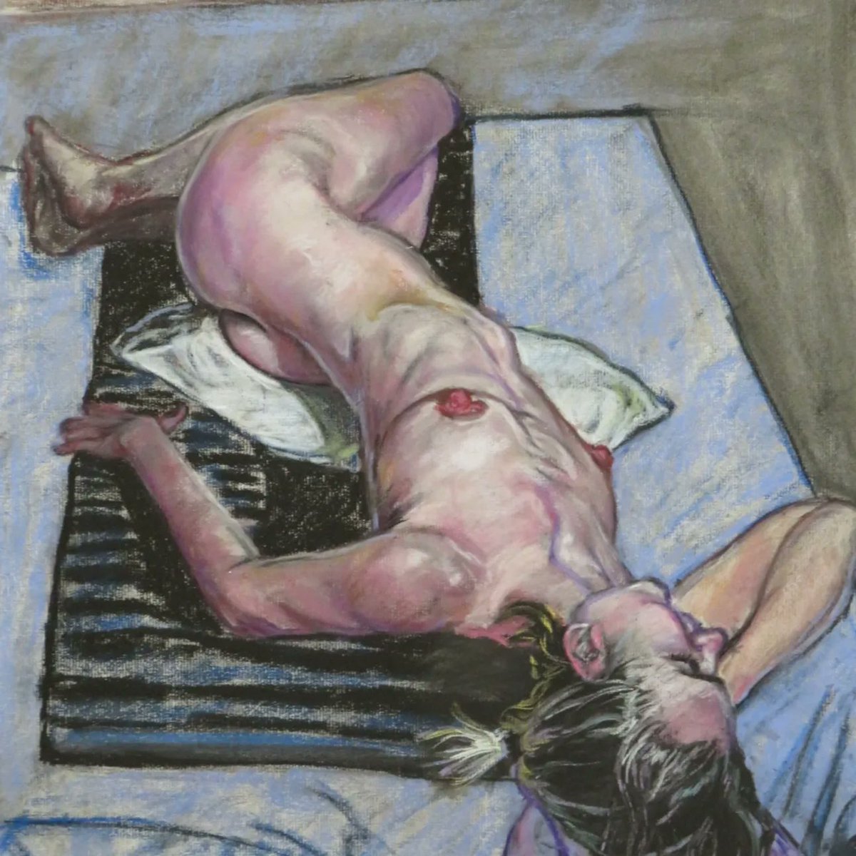 FigDraw's tweet photo. Recline figure drawing a group setting
#drawinggroup #reclinedfigure https://t.co/11OhjRWyoD