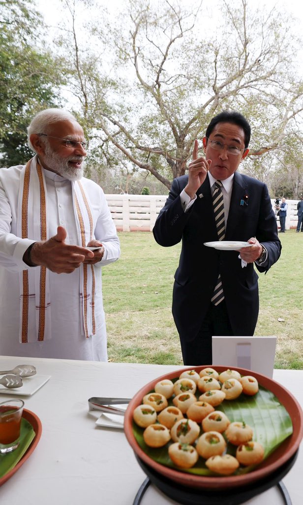 dpradhanbjp's tweet photo. Diplomacy on the menu! 

🇮🇳 🇯🇵 🤝 https://t.co/vMMgD9vdqk