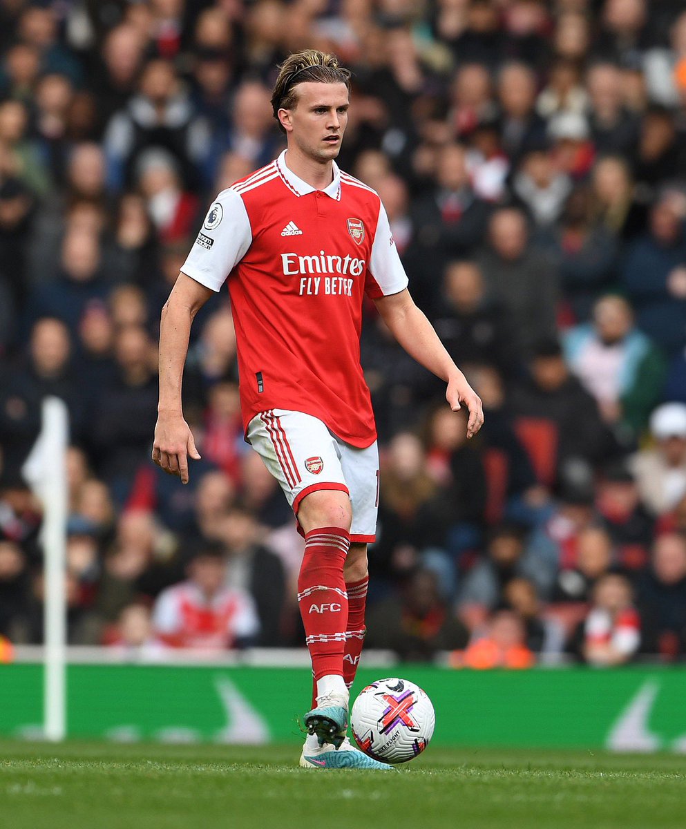 Rob Holding tweet media