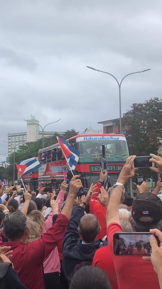 PartidoPCC's tweet photo. Será que el béisbol se parece a la vida... #Cuba #TeamAsere https://t.co/cyB59X5HDA