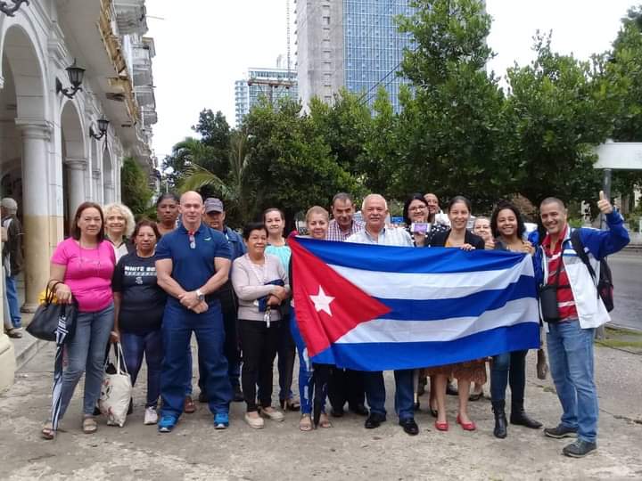 PartidoPCC's tweet photo. Será que el béisbol se parece a la vida... #Cuba #TeamAsere https://t.co/cyB59X5HDA