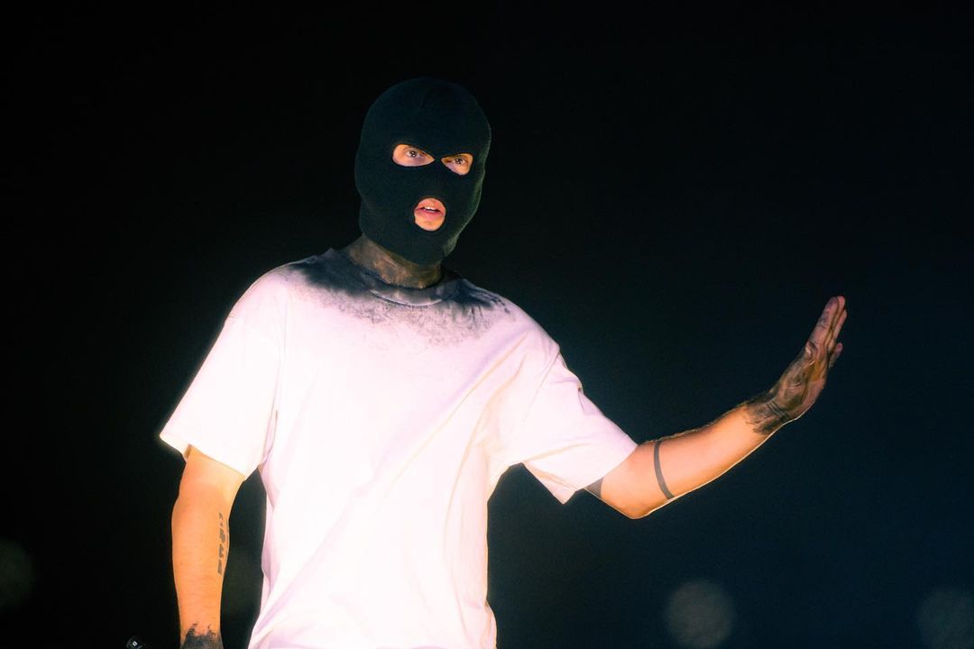 TOPUPDATERS's tweet image. .@twentyonepilots playing Lollapalooza Chile last night #LollaCL2023