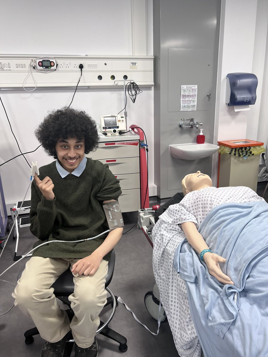 blmkhcacademy's tweet photo. Students on the @BedsHCAcademy Plus Programme enjoyed practical sessions on vital signs, Basic Life Support and first aid, with lots of fun and laughter thrown in the mix for good measure with our CPR playlists, first aid olympics and so much more! 🩹🌡️ https://t.co/ETHImFLxuw