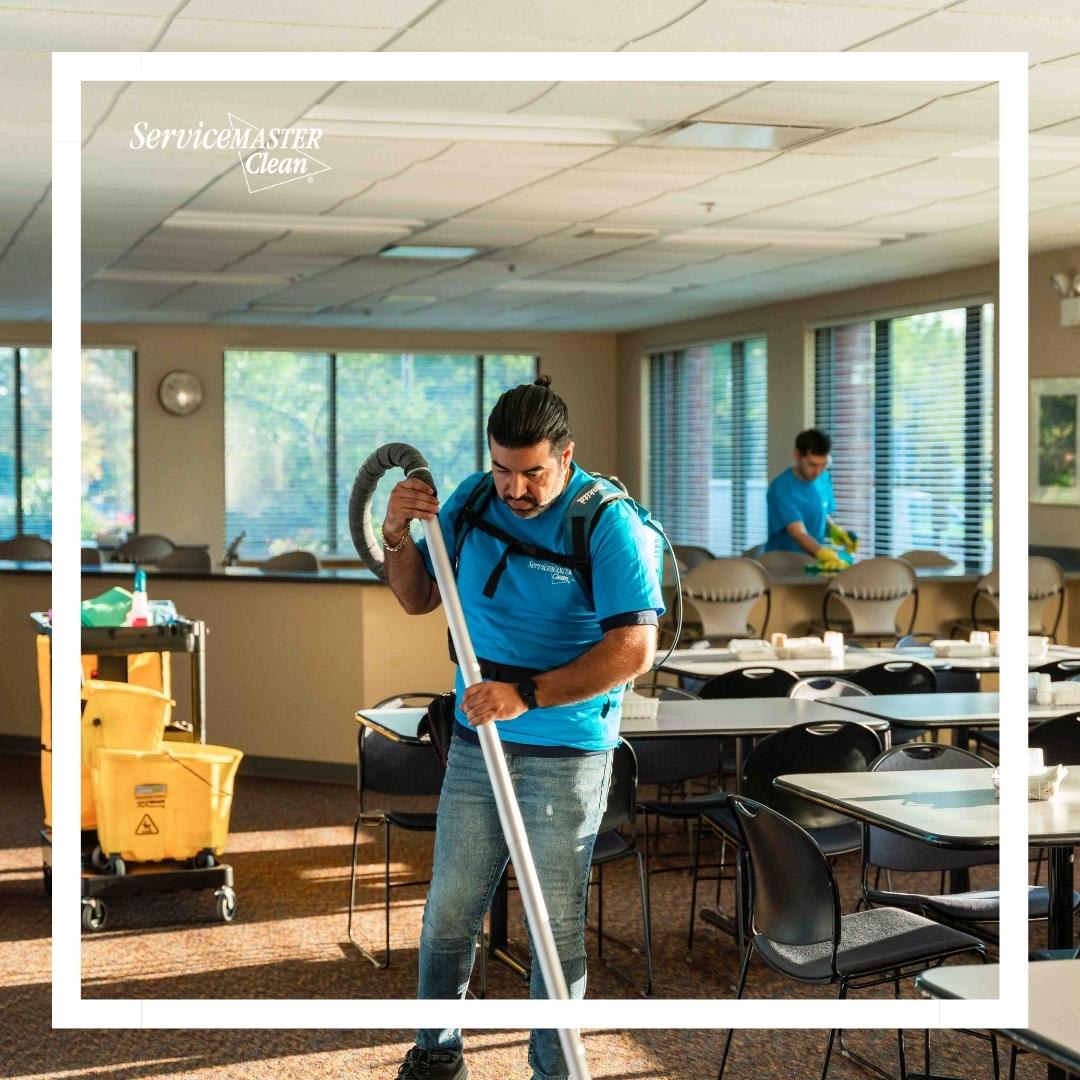 ServiceMaster_S's tweet image. Does your business need some spring cleaning?With 65+ years of experience, we're proud to offer a higher standard of clean. 

Contact us today for your FREE QUOTE at serviceamasterclean.com 

#spring #springcleaning #cleaningtips