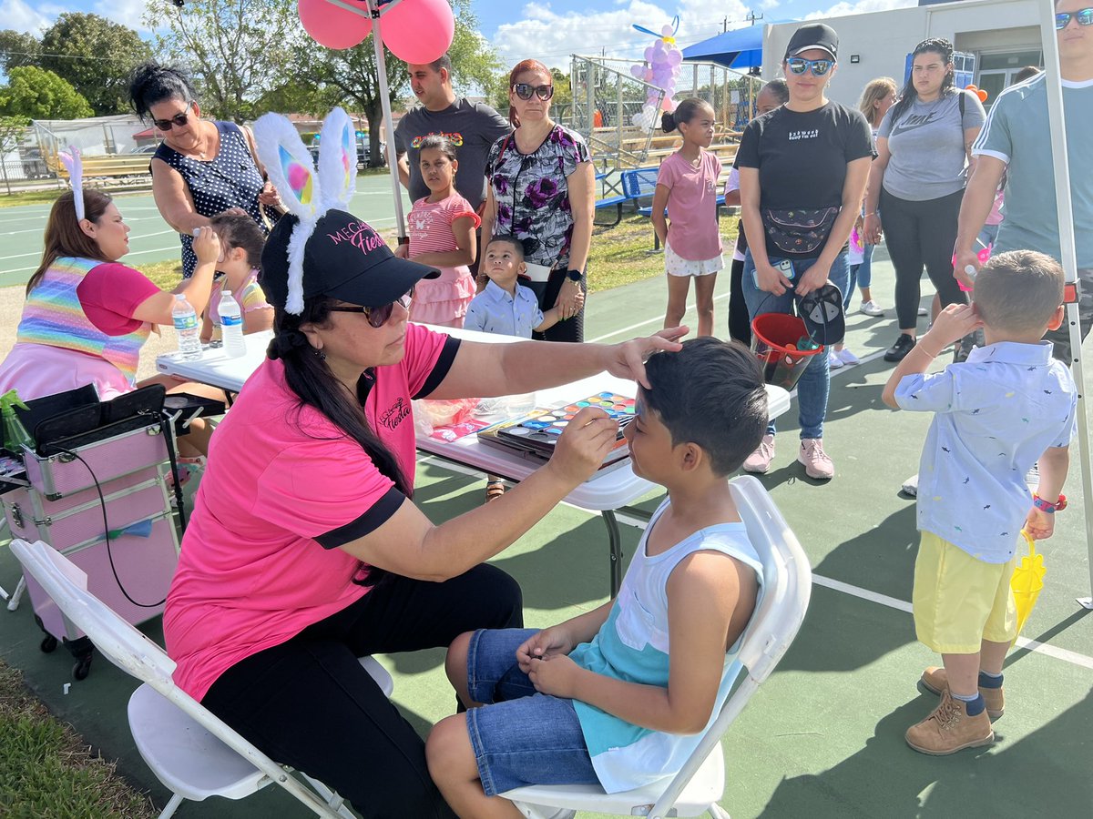 Spring is here 🌸

This means our Easter Eggstravaganza is around the corner! 🐣🐰

Join us for some Easter fun on Sunday, April 9th, from 10 a.m. until 1 p.m. at Ronselli Park. 

#sweetnews
#spring2023 
#egghunt