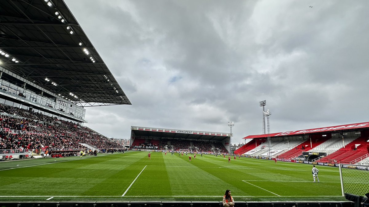 mccalton's tweet photo. Back home after an epic weekend of @ProLeagueBE games. There really is no better way of taking in a country than by immersing yourself in its football culture. Special shout-out to @kvkofficieel and their fans…what a great day that was! https://t.co/RmJnjDCZHX
