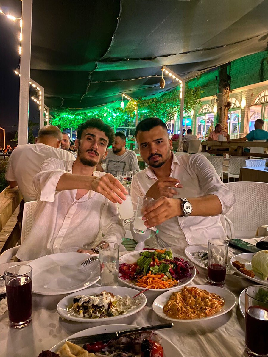 purt4s's tweet photo. @burakyasars 🤝🏼 https://t.co/tOvhNqUhaH