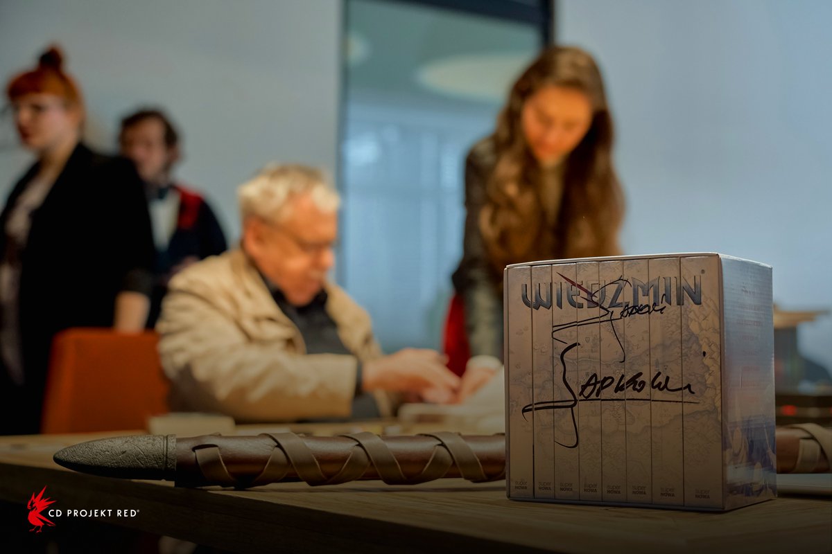 CDPROJEKTRED's tweet image. Last week #insideRED we had the honor of hosting the creator of #TheWitcher universe, the one and only Andrzej Sapkowski 🙌.

It was a thrilling experience and a privilege to be able to talk with and learn from the master himself ✍️.

Thank you, and we hope to meet again soon!