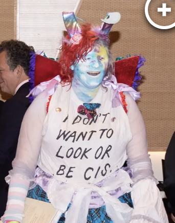 Peachy Keenan on Twitter: "I don't know what this is but it's not "drag""