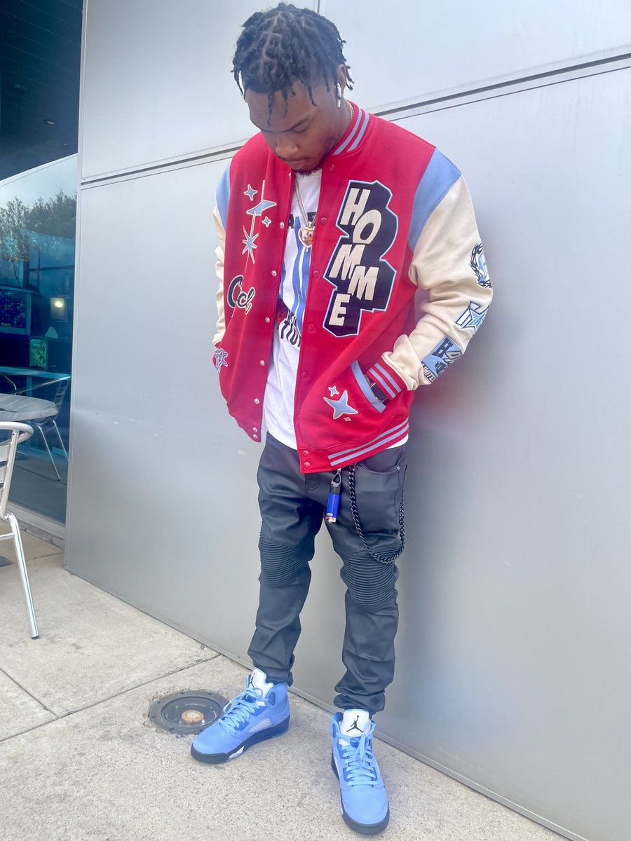 IamJavon1's tweet photo. Ian Beefing Wit No Nicca , If Een Bout γ½οΈoney π°It Donβt Make Sense π€·π½ββοΈποΈ #FTHCG #ForevaLiveKwesi @boohooMAN ππ²γ½οΈπ https://t.co/SBsUXkvHRY