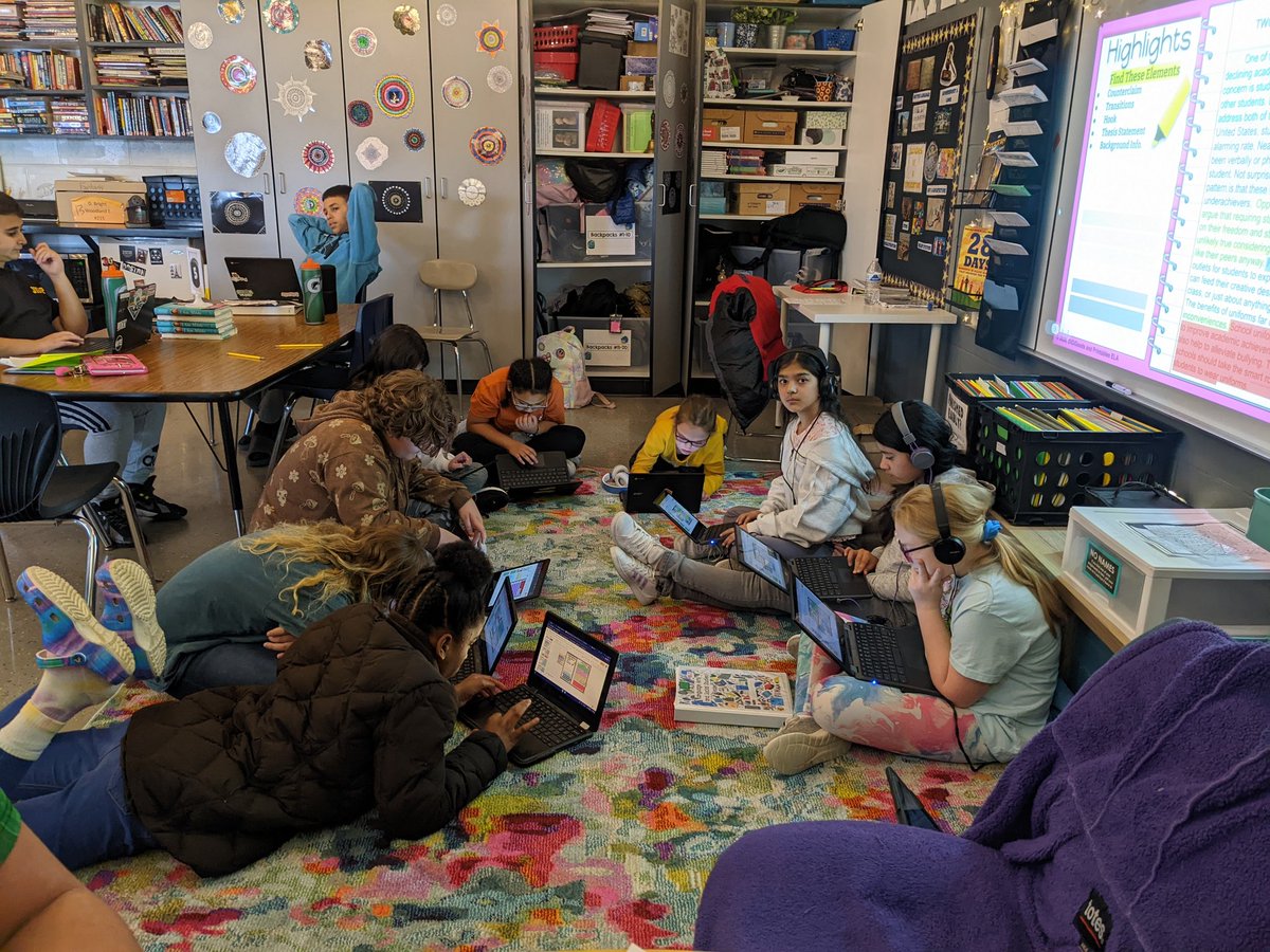 lewickiwolves's tweet image. A little bit of life in room 105 last week. ❤️ #packpride