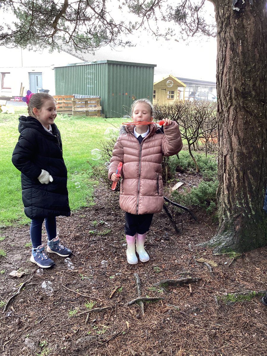 carmondean_ps's tweet photo. P4 had a brilliant time for #MondayMania today as we explored the wonderful nursery garden! Thank you @CarmondeanELC for sharing your space with us😁 @MissMorrisCPS https://t.co/joYoUOwqPh