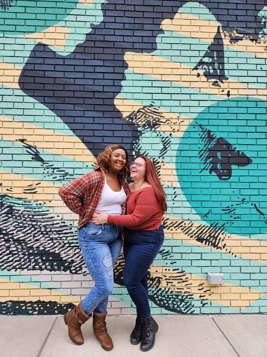 RocLeeRoy_'s tweet image. I love these two. When you know you know.  #polyrelationship
#polyamorousrelationship #polyam