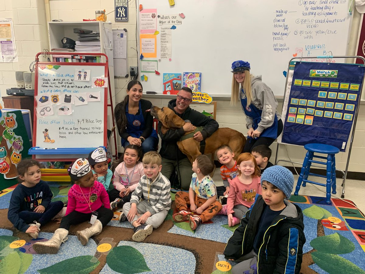 EricaKeane3's tweet photo. Thank you Officer Ed &amp; retired K-9 officer Texas for visiting Little Hatters Preschool! We appreciate all you do! @Danburyk12 @CT_STATE_POLICE @MrDPrincipalDHS @Danbury_PD https://t.co/MN0MzHCugB