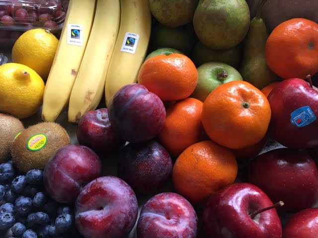fruitrunner's tweet image. Our fruit box is a great box to top the fruit bowl up with fresh and colourful fruits. Perfect to grab a healthy snack or maybe you want to throw it in a #smoothie. You will find everyone’s favourite #fruits in this box.

fruitrunner.co.uk/buy-fruit/