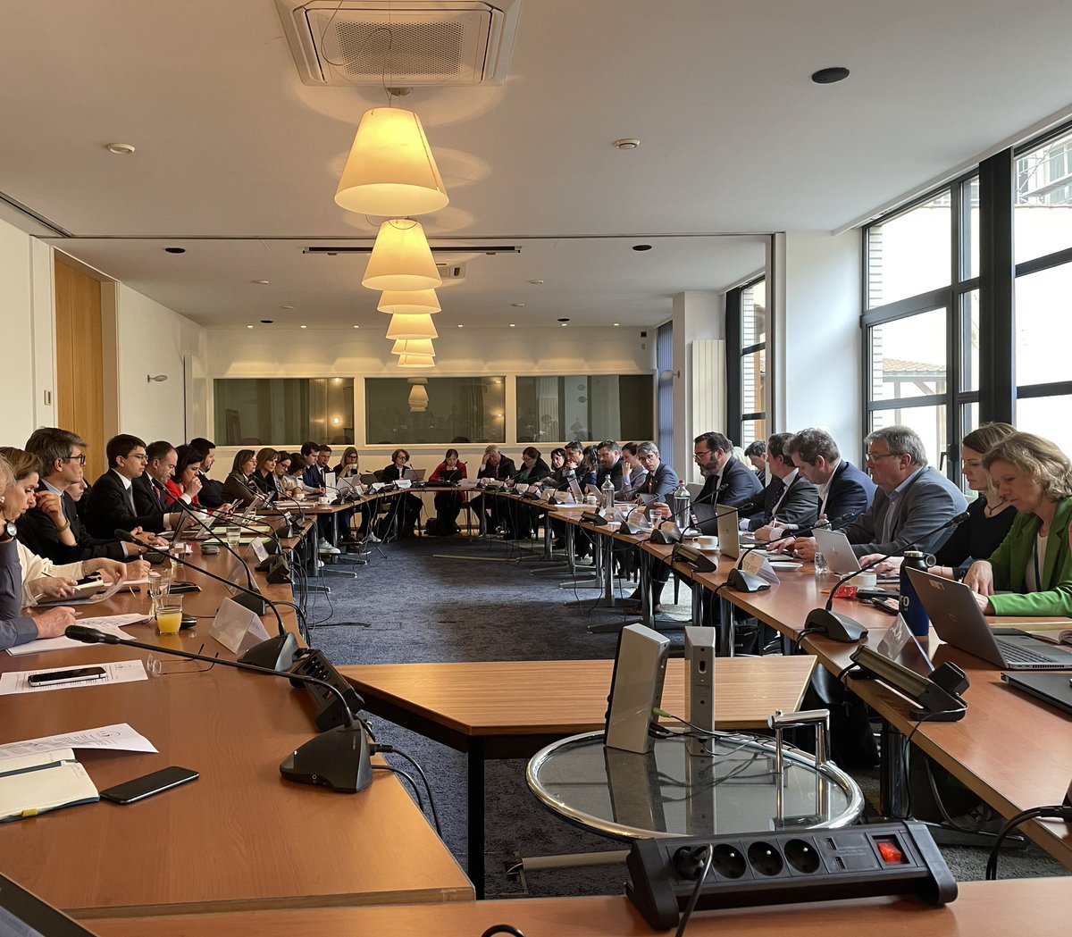 Vandaag in Brussel voor bespreking van de plannen van Europese Commissie #bodemvisserij tussen visserijsector en EU-lidstaten