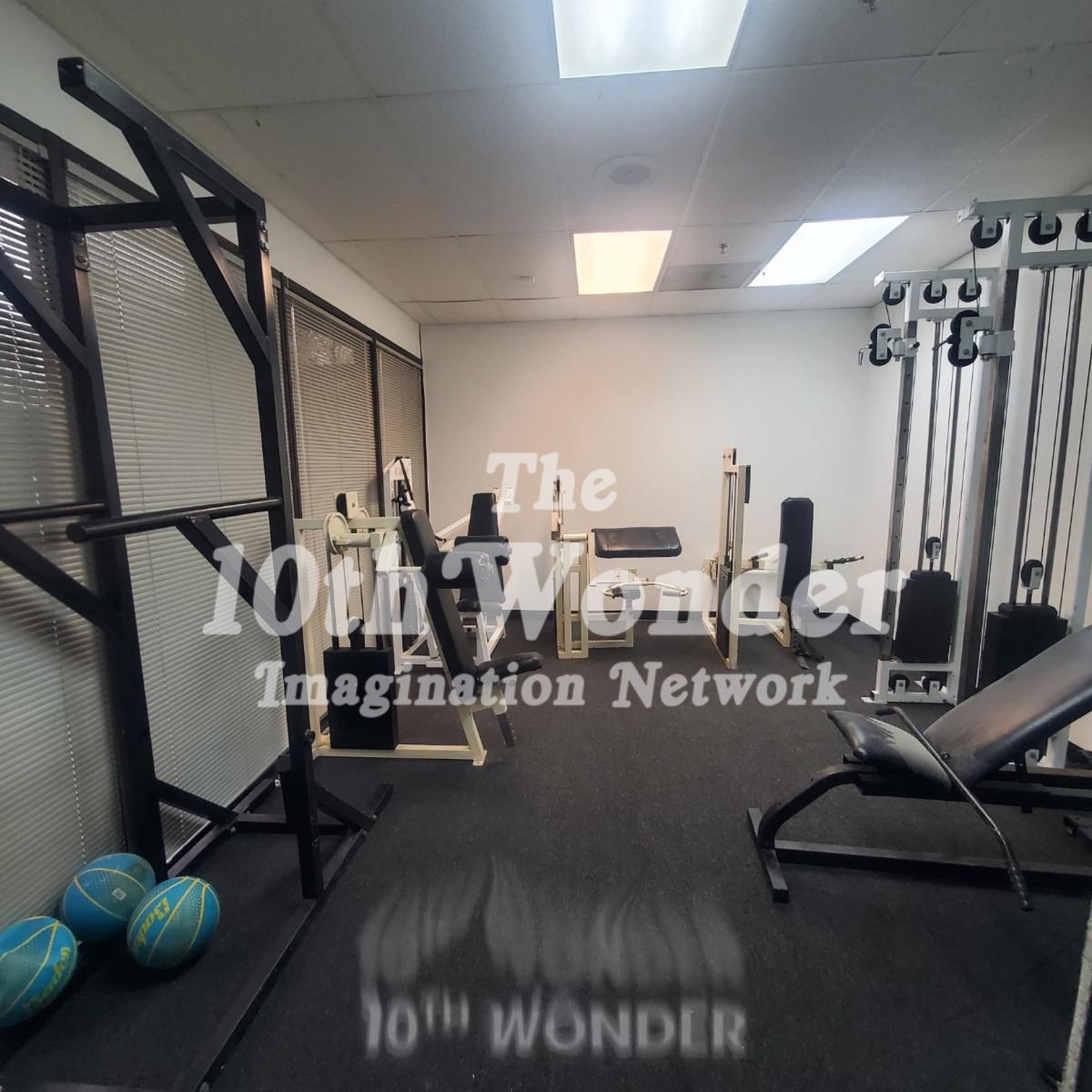 the10thw0nder's tweet photo. Gym coming together #ImaginationFactory https://t.co/d6FwUVaMdA