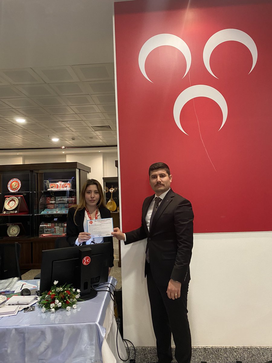 28.Dönem Milletvekilliği Genel Seçimlerinde Partimiz Milliyetçi Hareket Partisinden Antalya Milletvekili A.Adaylığı müracatımızı Genel Merkezimizde yaparak Liderimiz Sayın Dr. Devlet Bahçeli beyefendiyi makamında ziyaret edip hayır dualarını aldık.
#MHP 
#Antalya
#Alanya