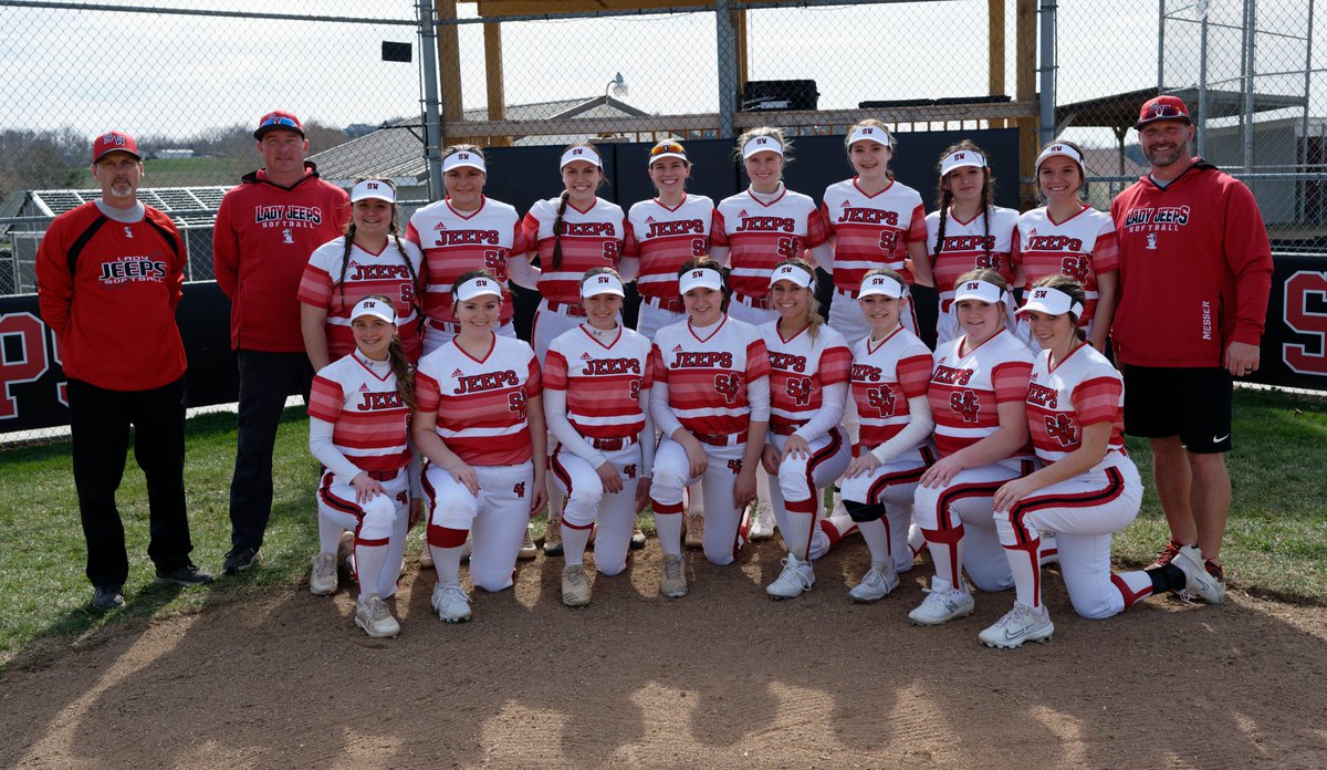 paulboggssports's tweet photo. Your 2023 South Webster Jeeps baseball and softball teams (photos by @Litteral) @BVLocalSchools @JacobSmithPDT @bella_c127 @barstooljeeps @Jeeps_Hardball @skyzim_22 https://t.co/4SxHur3eWG