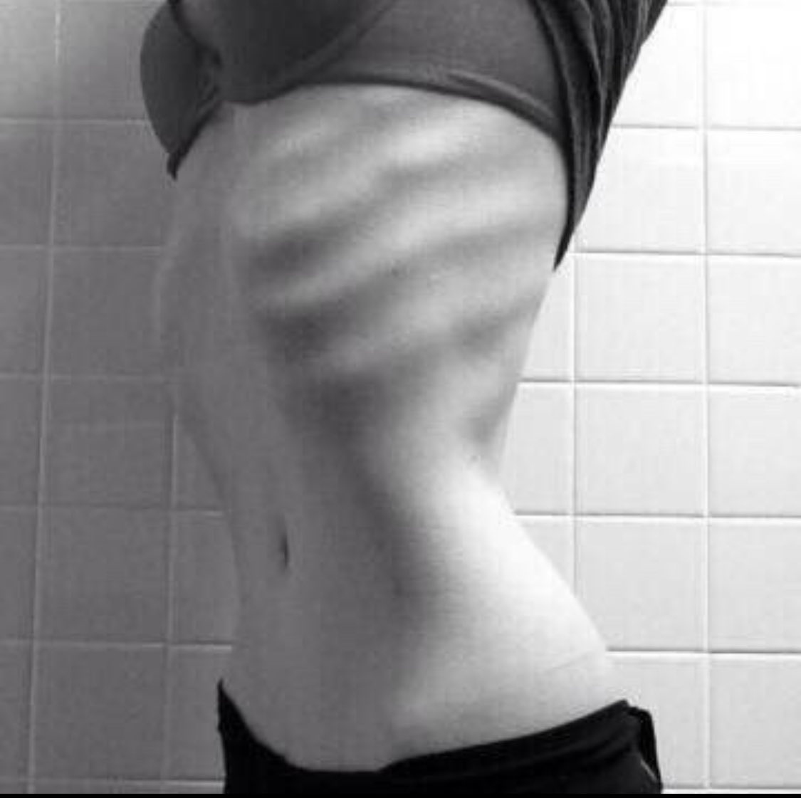 dwietcoke's tweet photo. ⋆꙳•̩̩͙❅*̩̩͙‧͙ tumblr thinspo from 2019/2020 that i’ve had in my camera roll for yrs!

my first time making a thread but these r some of my favs :3 !! ⋆꙳•̩̩͙❅*̩̩͙‧͙
— a 🪡🧵 for edtwt
🏷️ #thinsp0 #anatwt #miatwt #b0nesp0 https://t.co/tcn2avAcRF
