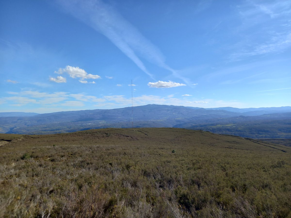 Aproveitade a ver estas fermosas vistas, pois en nada estarán cheas de muiños en favor do capital estranxeiro. #StopEólicos #EnMadríTaménFaiVento