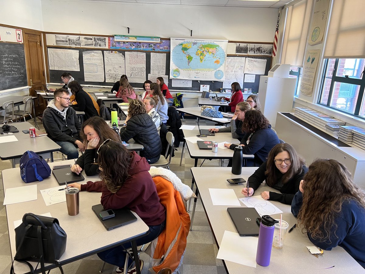 HollyRubick's tweet image. Engagement at #SDoLED23!