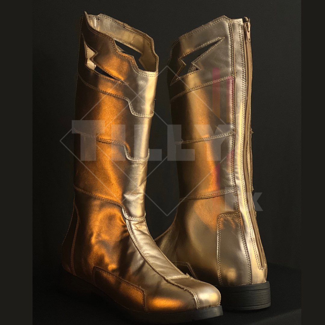 TillyFxBoots's tweet photo. Shazam Boots ⚡️

Inspired by the character Shazam from the Movies we decided to make our version of his Boots.

#Shazam #ShazamCosplay #ShazamCosplayer #ShazamCosplayers #CaptainMarvelCosplay #FuryOfTheGods #ShazamFuryOfTheGods
#ShazamBoots #ZacharyLevi #TillyFX
#CosplayBoots https://t.co/lbC9PfkHWu