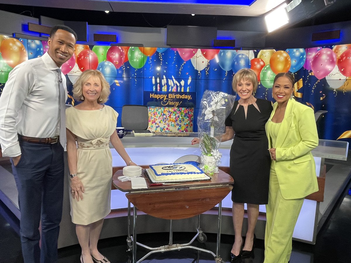 DualR's RestaurantRow™ on Twitter "RT Ginger_Zee Happy birthday