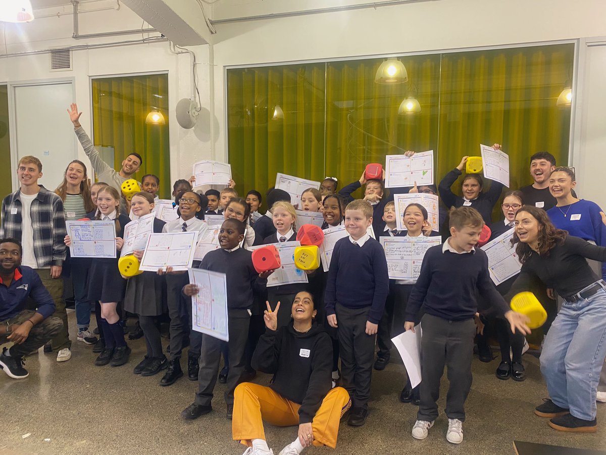StVincent_DP's tweet photo. Thank you @WiedenKennedy for hosting a very engaging creative workshop for our kids today! They enjoyed exploring their creative minds through the art of story telling ✨ @StAnnesgaCPS https://t.co/Ve5vXmrZ7k