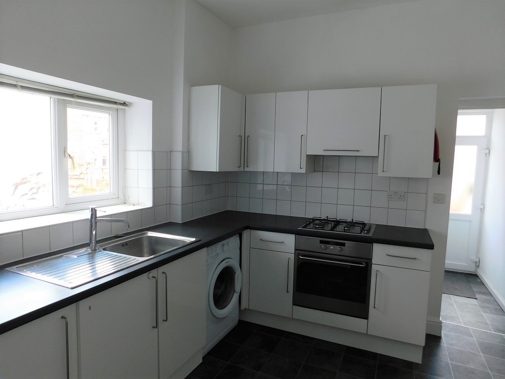 🏡NEW TO THE MARKET🏡TO LET🏡EASTBOURNE AVENUE, GATESHEAD🏡£800pcm🏡AVAILABLE NOW🏡SPACIOUS maisonette next to Saltwell Park in a much sought after area of Gateshead.
ow.ly/Ms1V50Nmpr9 
Get in touch for more info
📧info@fraserlake.co.uk
📞0191 478 3456