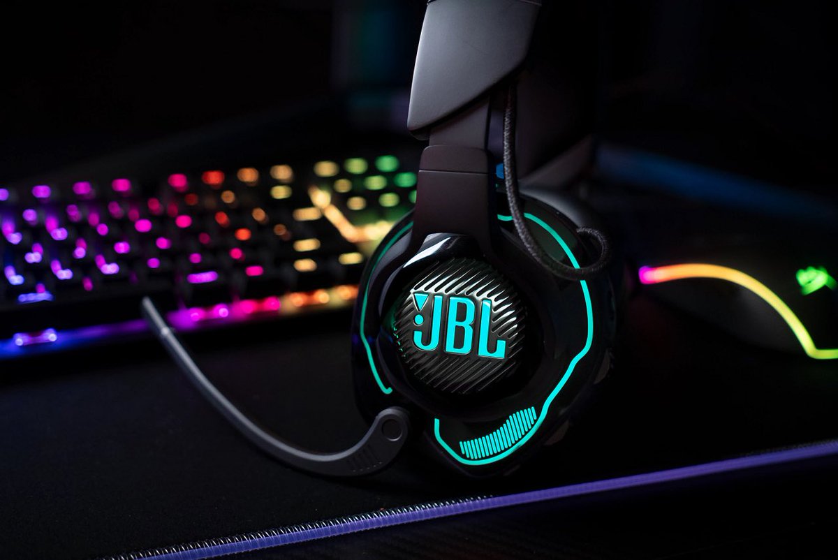 They're a (9)10, and provide immersive sound that helps you win.   Shop the JBL Quantum 910 Wireless now 👉   