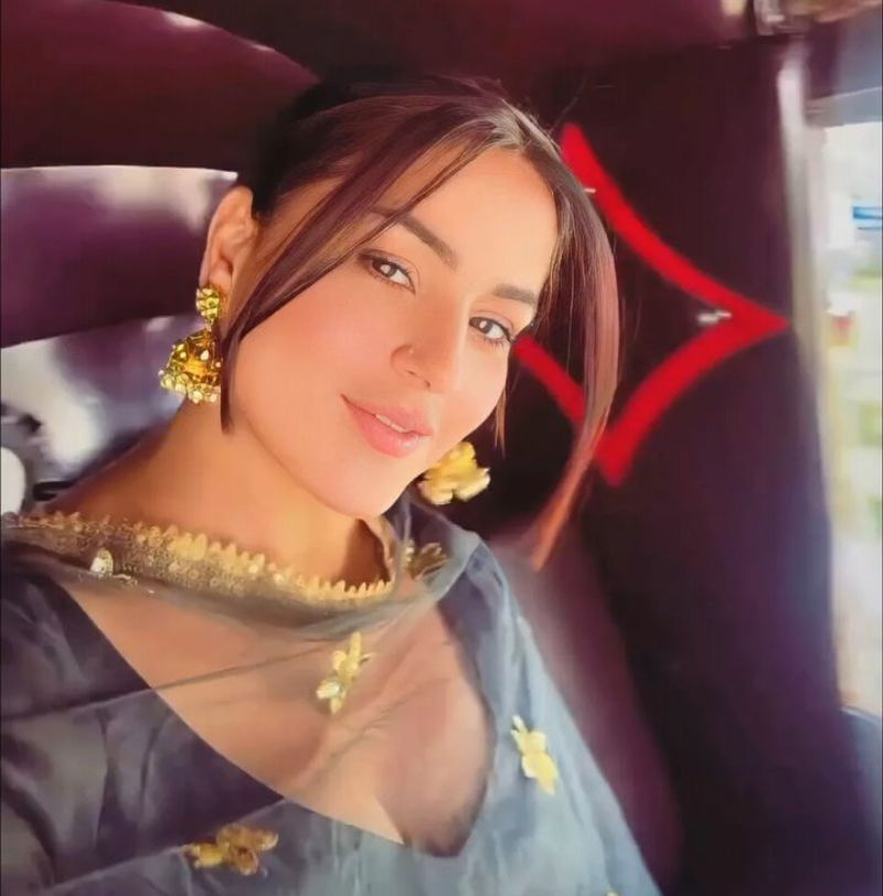 Awwww, bahut Khoobsurat ❤❤❤❤😍😍😍

#ShraddhaArya