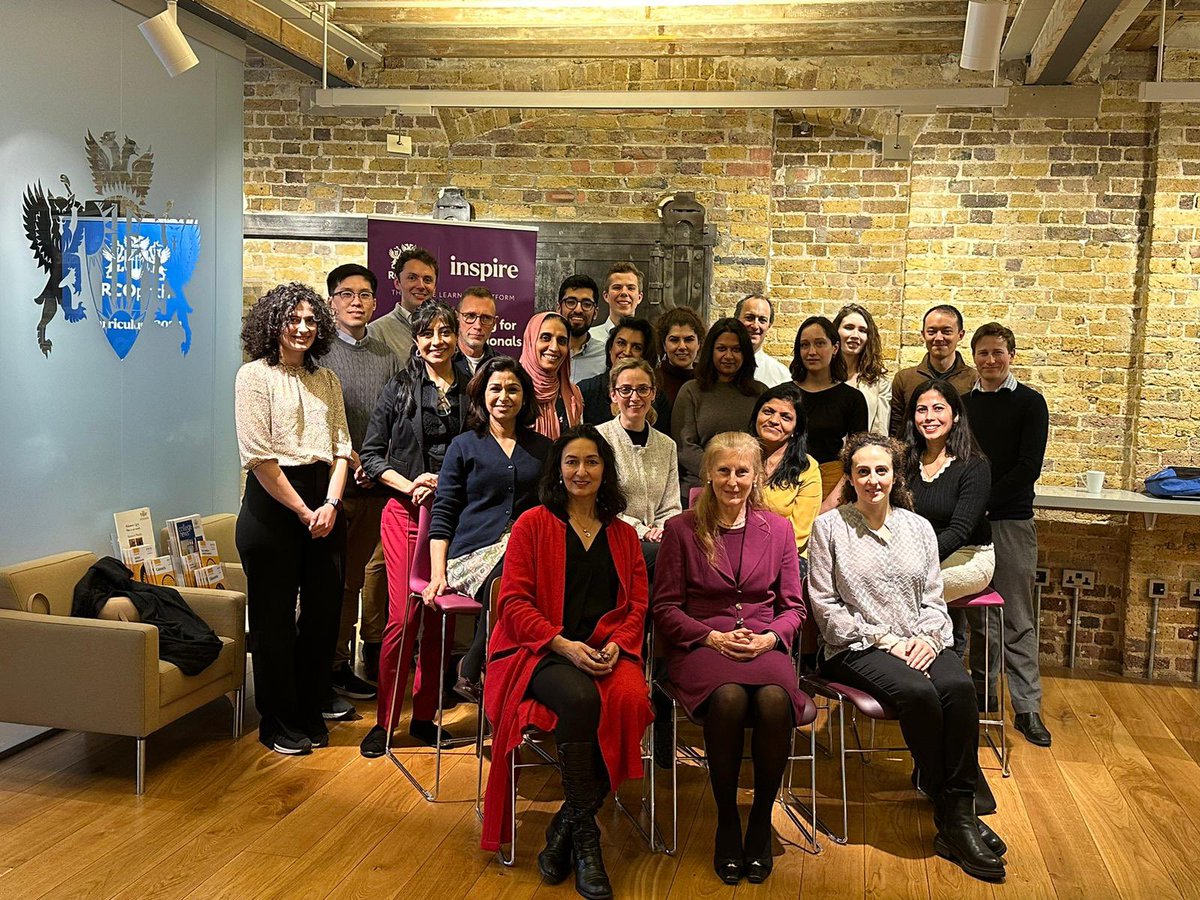 Exciting day with the #RCOphthINSPIRE team at <a href="/RCOphth/">Royal College of Ophthalmologists</a> today. Finally got to meet many friendly faces from behind Zoom webcams! 

Do you have relevant #Ophthalmology  learning material? Think about sharing it with INSPIRE and the wider #MedEd community 😀🫰