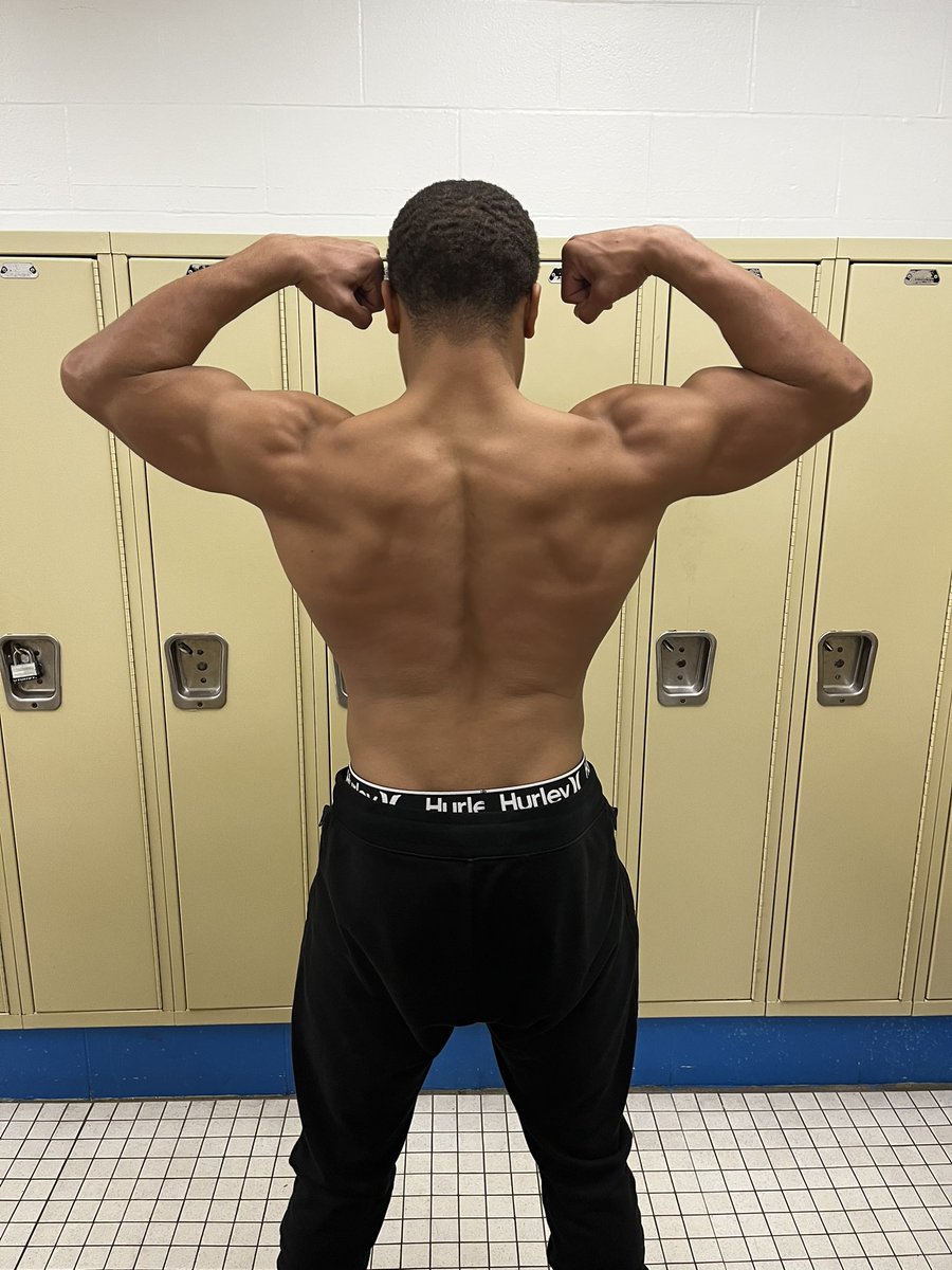 BUILTOUTSEMPIRE's tweet photo. Putting in that work feels good! Becoming successful doing what I love while following God. workout plans available $20 Bible verses free #godsaves #blessed #workout https://t.co/2T1mwZQqpt