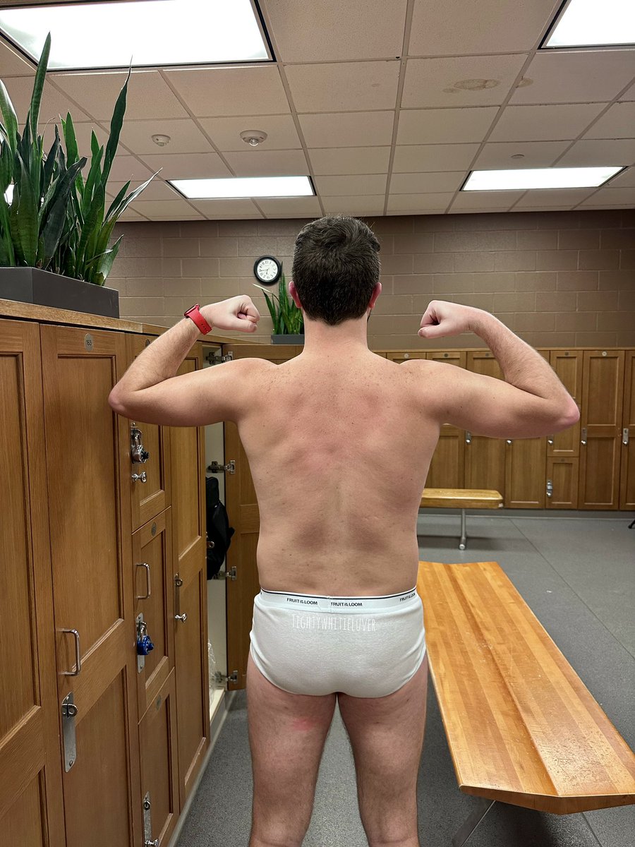 Tightywhitieluver tweet media